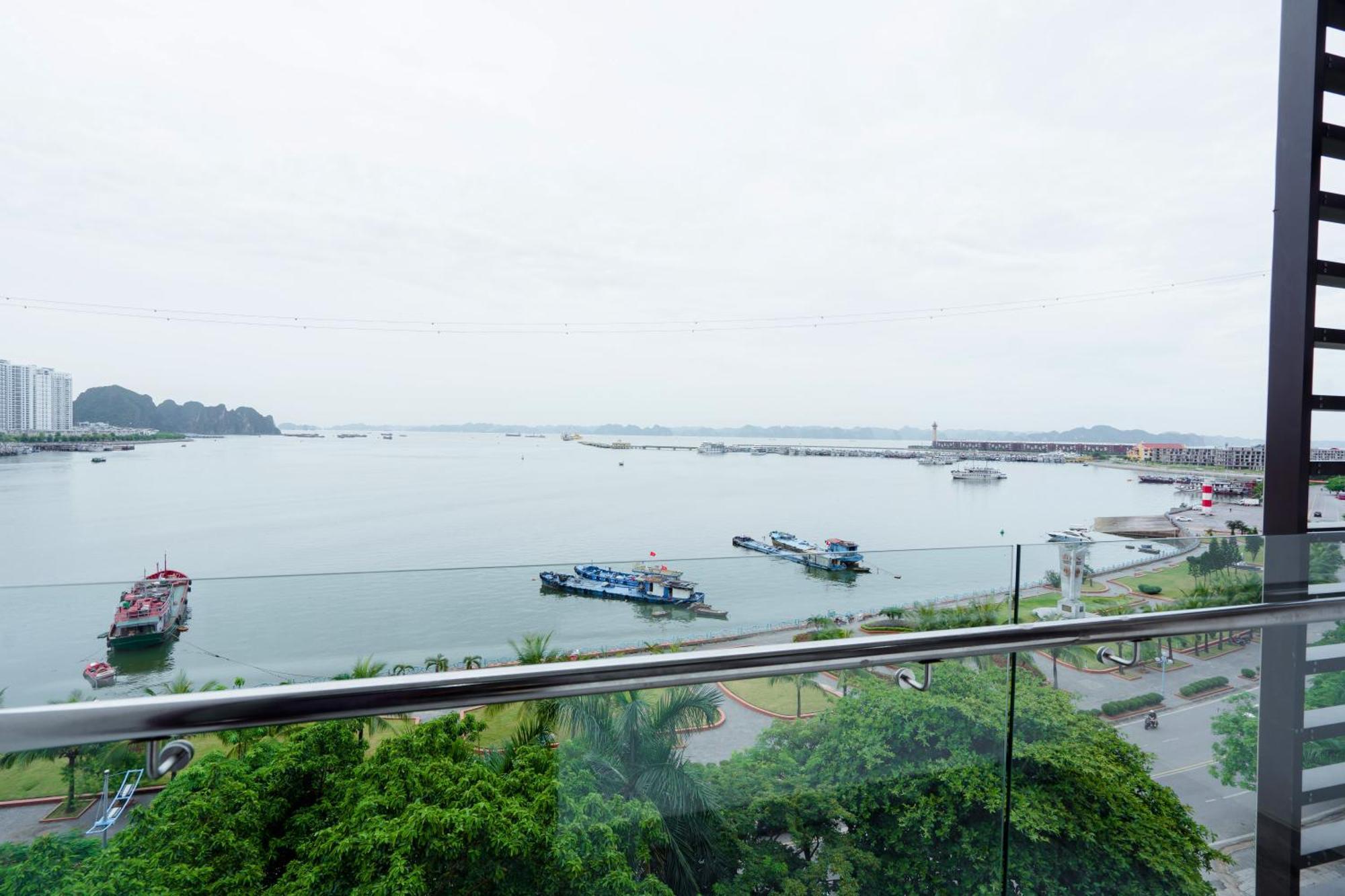 Bach Dang Ha Long Hotel Luaran gambar
